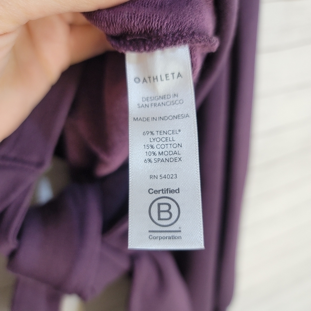ATHLETA YOGA TIE BACK SWEATSHIRT IN AGATE PURPLE, SZ SMALL - Picture 4 of 9